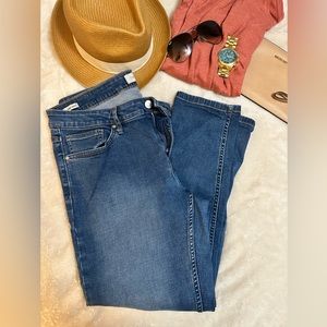 Calvin Klein Ankle Skinny size 14 Women’s jeans in mid blue